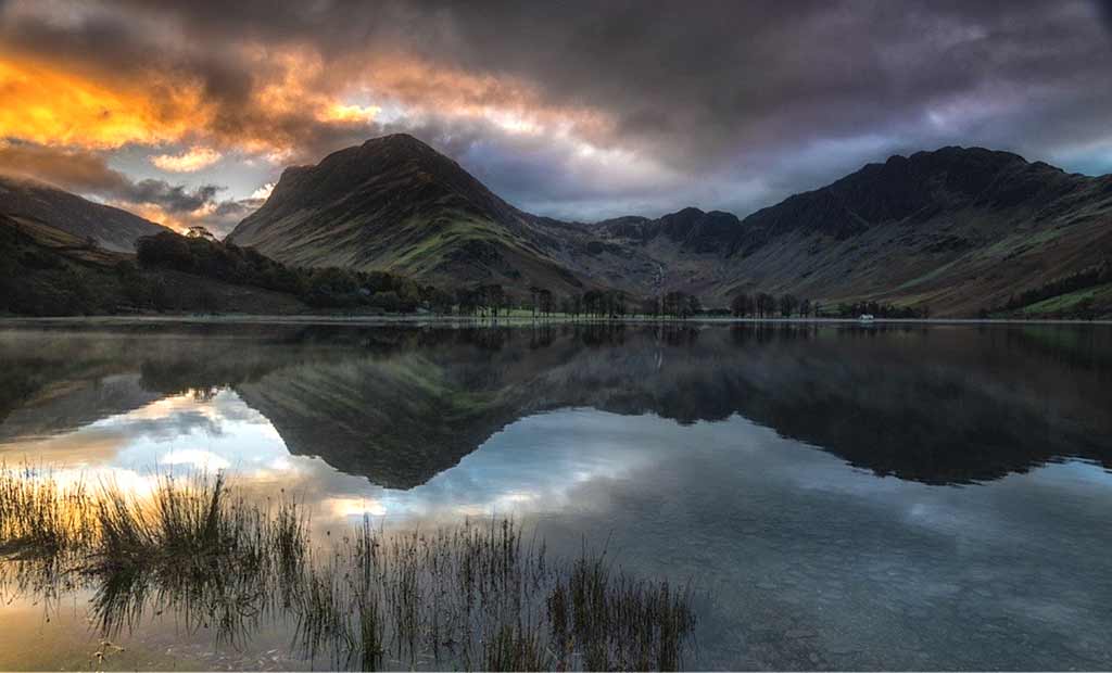 George-Barker-Fire-over-Buttermere